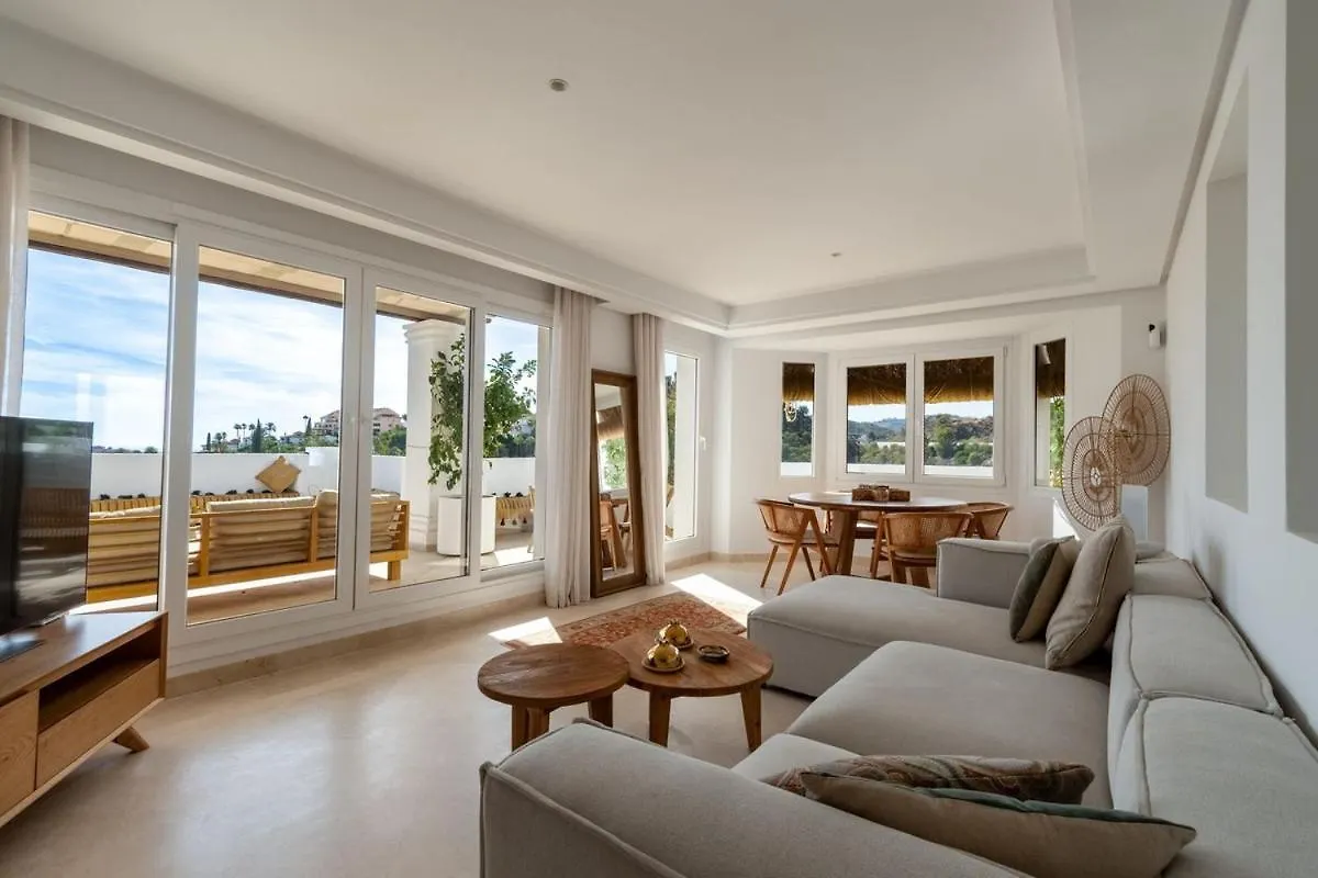 Penthouse With Sea View, Gym & Pool In Puerto Banus Apartment Marbella